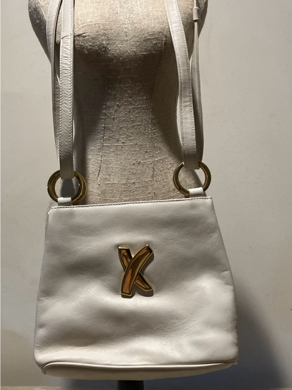 Paloma Picasso White Leather Shoulder/Crossbody Bag with Gold Hardware